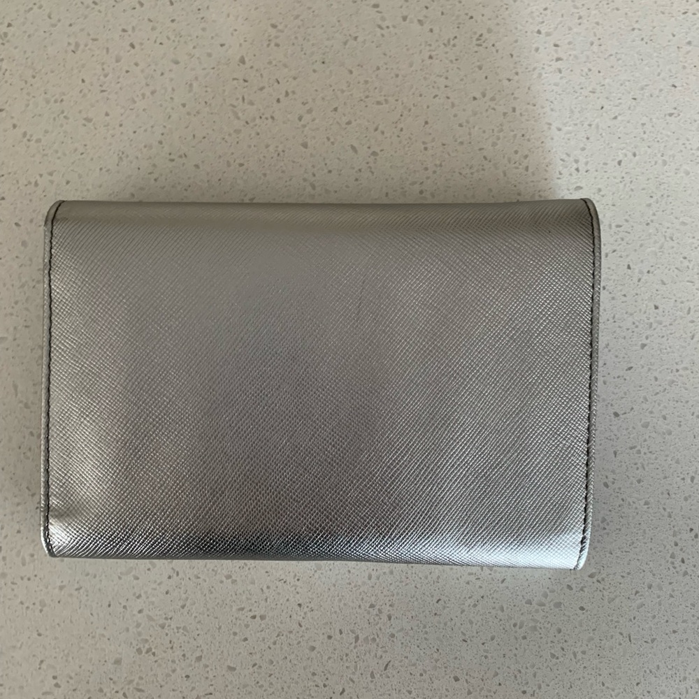 Brand New authentic Prada saffiano leather wallet/ - Picture 2 of 8